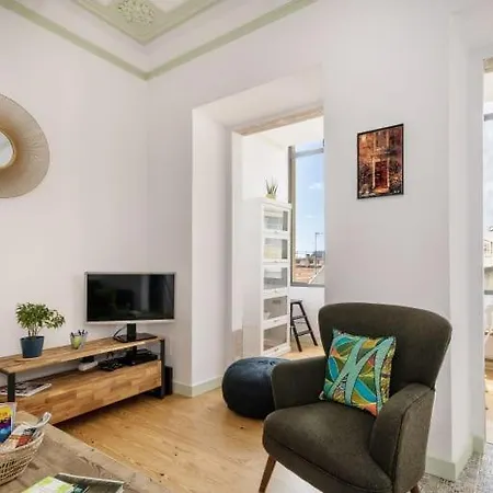 Apartment Guestready - Contemporary Apt In Central Lisbon