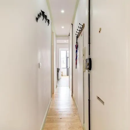 Guestready - Contemporary Apt In Central * Lisbon